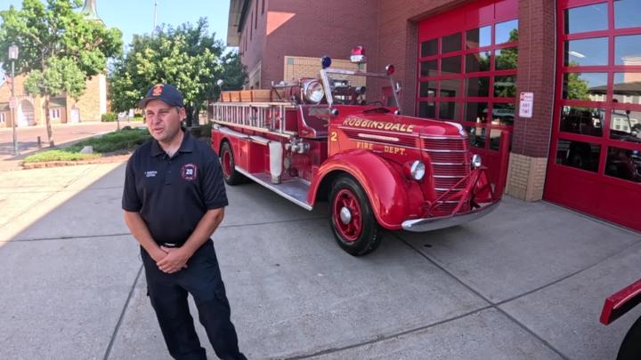 Thumbnail image for Fire Engine 2