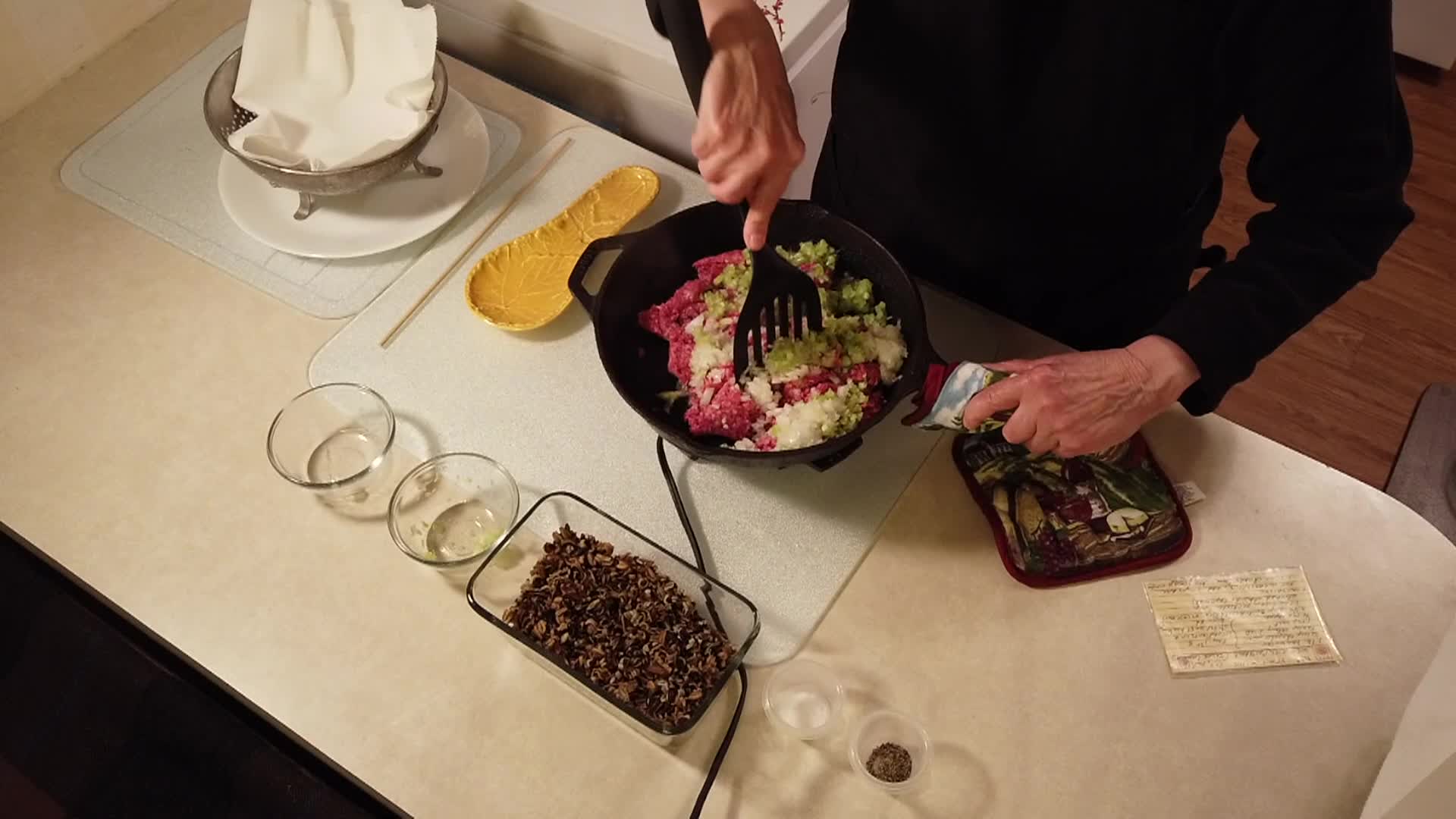 Merry's Eclectic Interests: Wild Rice Casserole & Homemade Cranberry Sauce